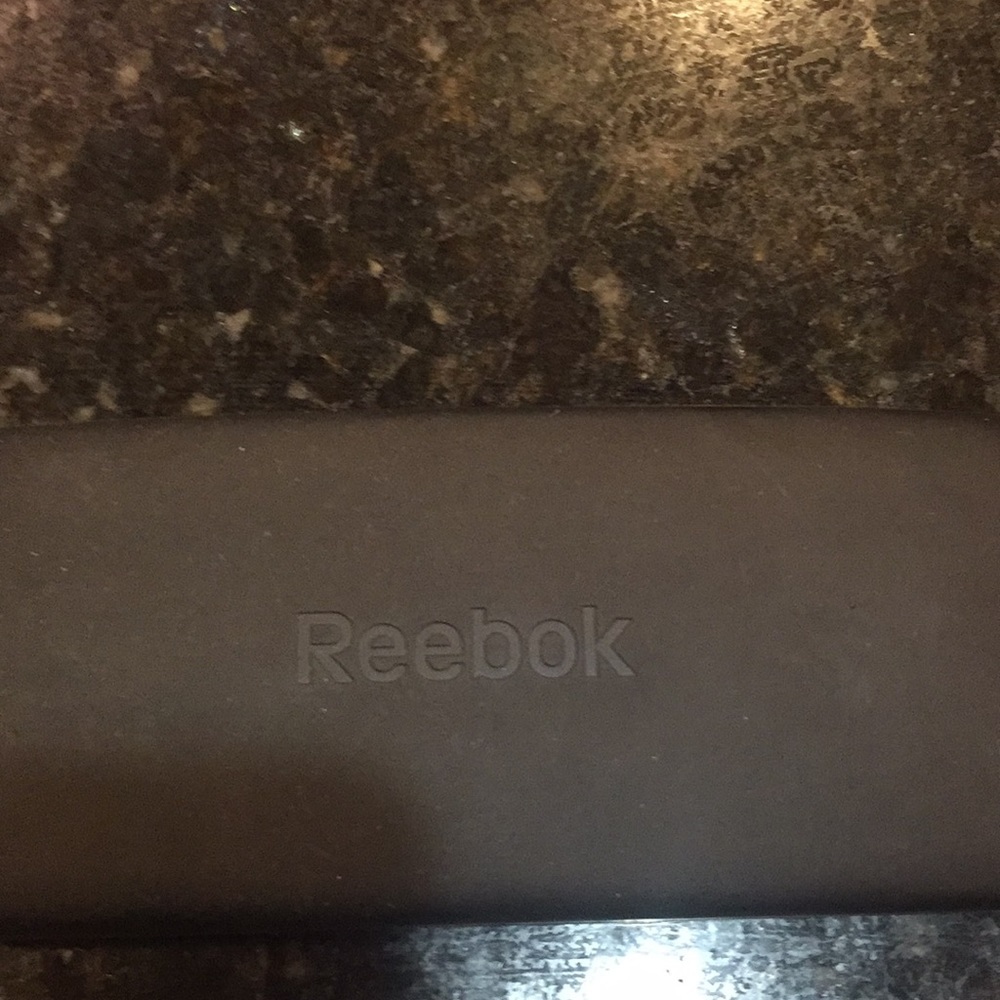 Reebok sun glass box